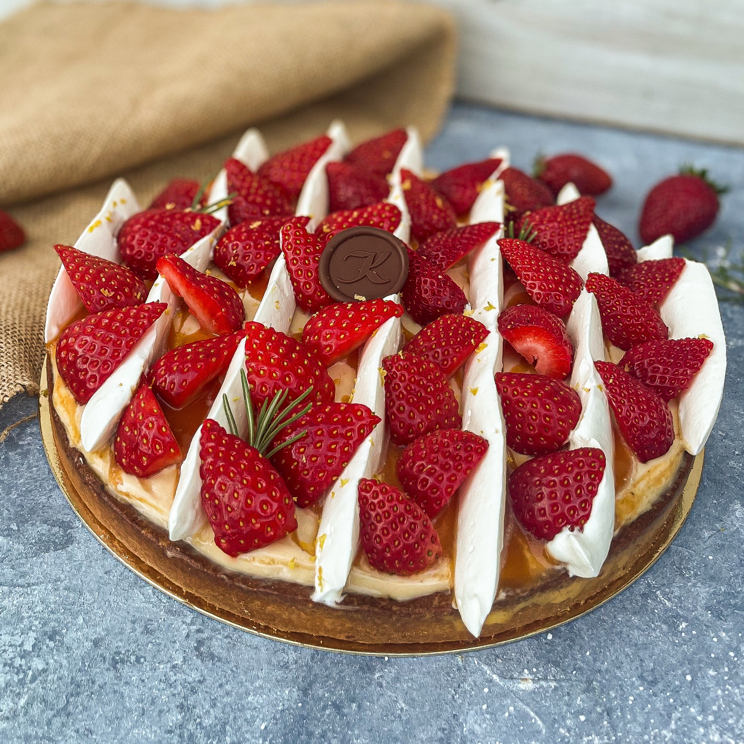 Tarte Fraise • Abricot • Romarin
