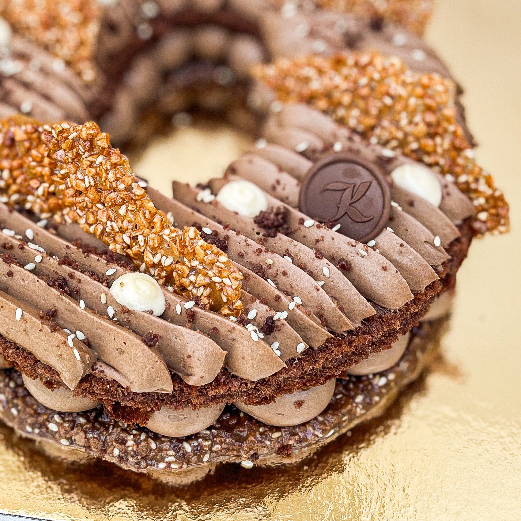 Entremets de pâques chocolat - sésame – Image 1